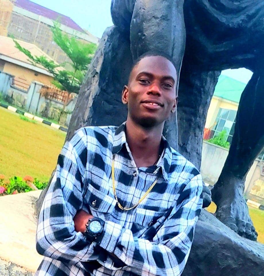 Chukwuji Anthony Chidera (Lewandowsky)