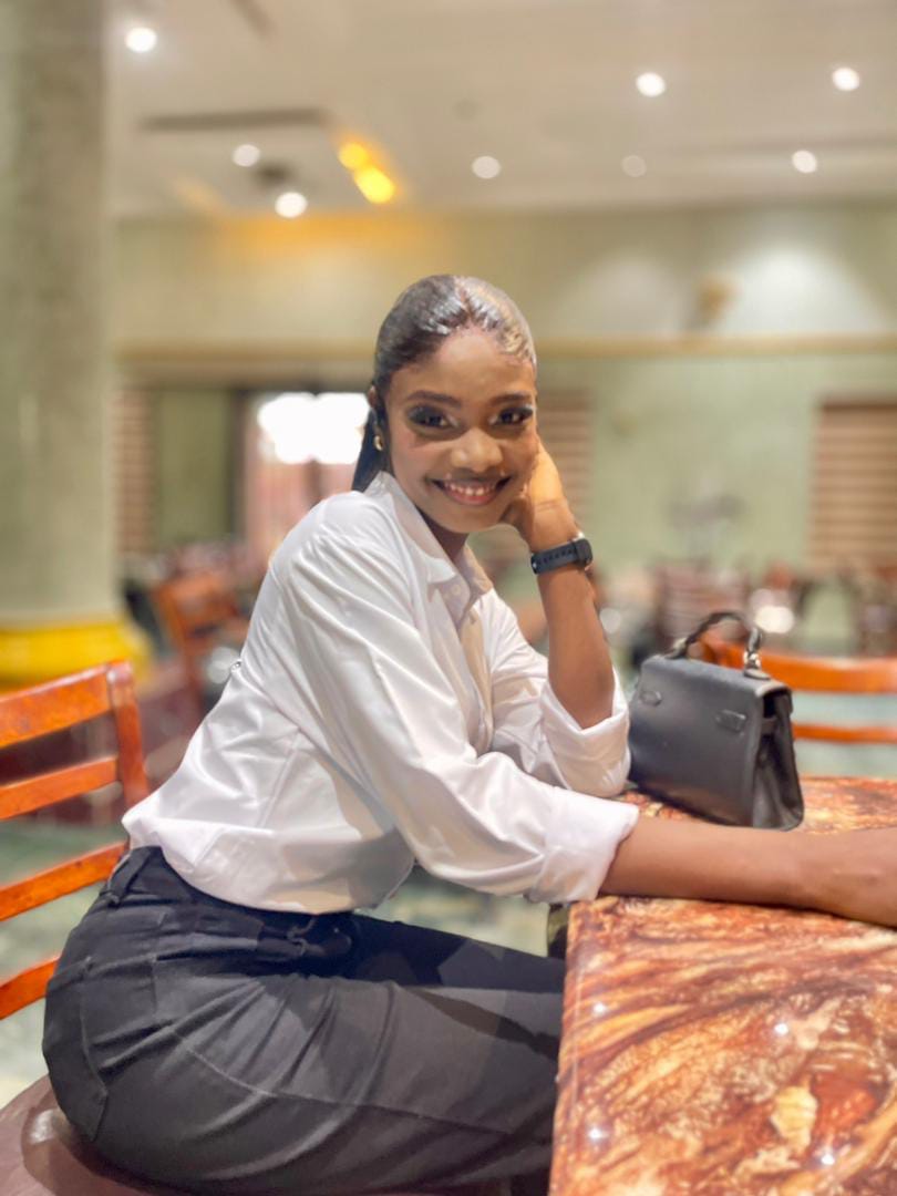 ASHIMOLE AMARACHI PRECIOUS