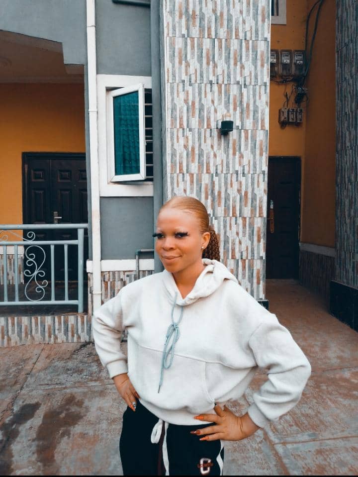 Orji Angel( V£RIFI£D_LAMBA )