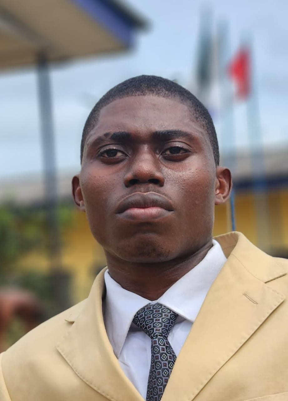 Bari strings MR SOUTH AFRICA -CONTESTANT NO 11